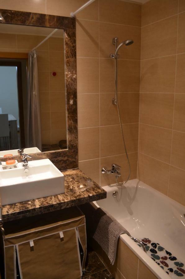 Enzo Apartament ฟุงชาล ภายนอก รูปภาพ