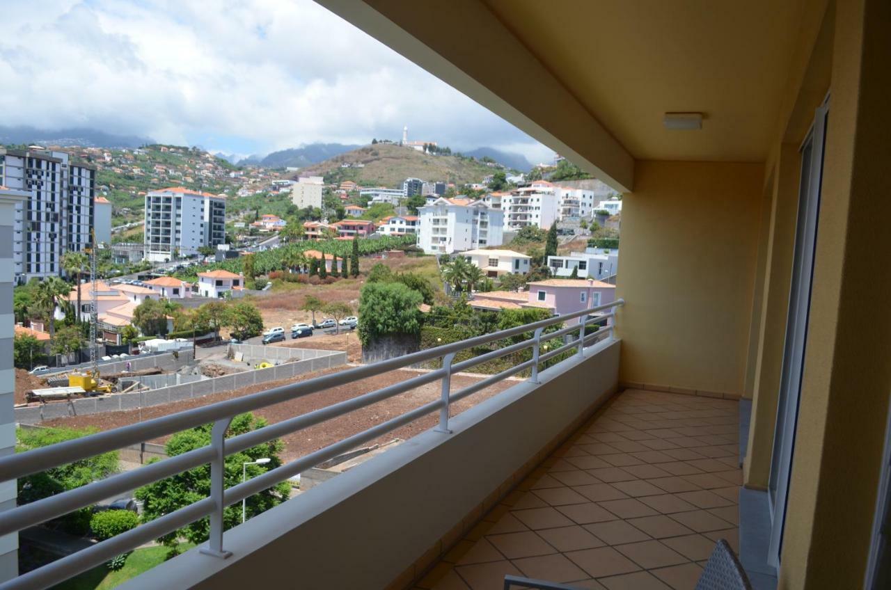 Enzo Apartament ฟุงชาล ภายนอก รูปภาพ